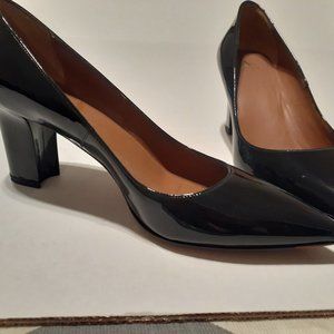 Black Patent Leather size 9 pump